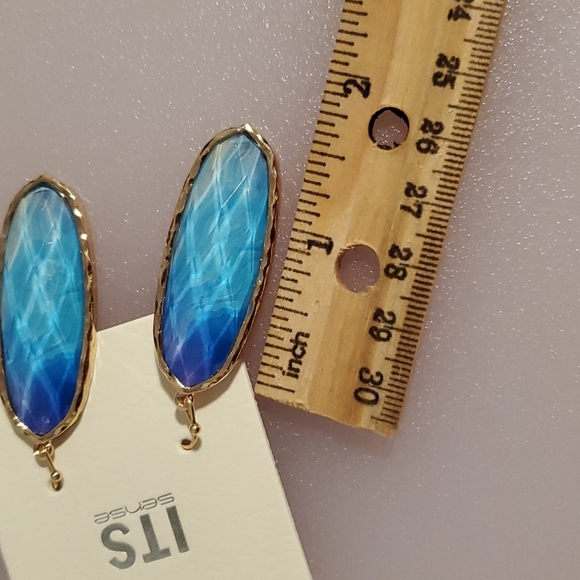 Oval beveled marbled acrylic orange blue pink pierced earrings Goldtone - Picture 4 of 10